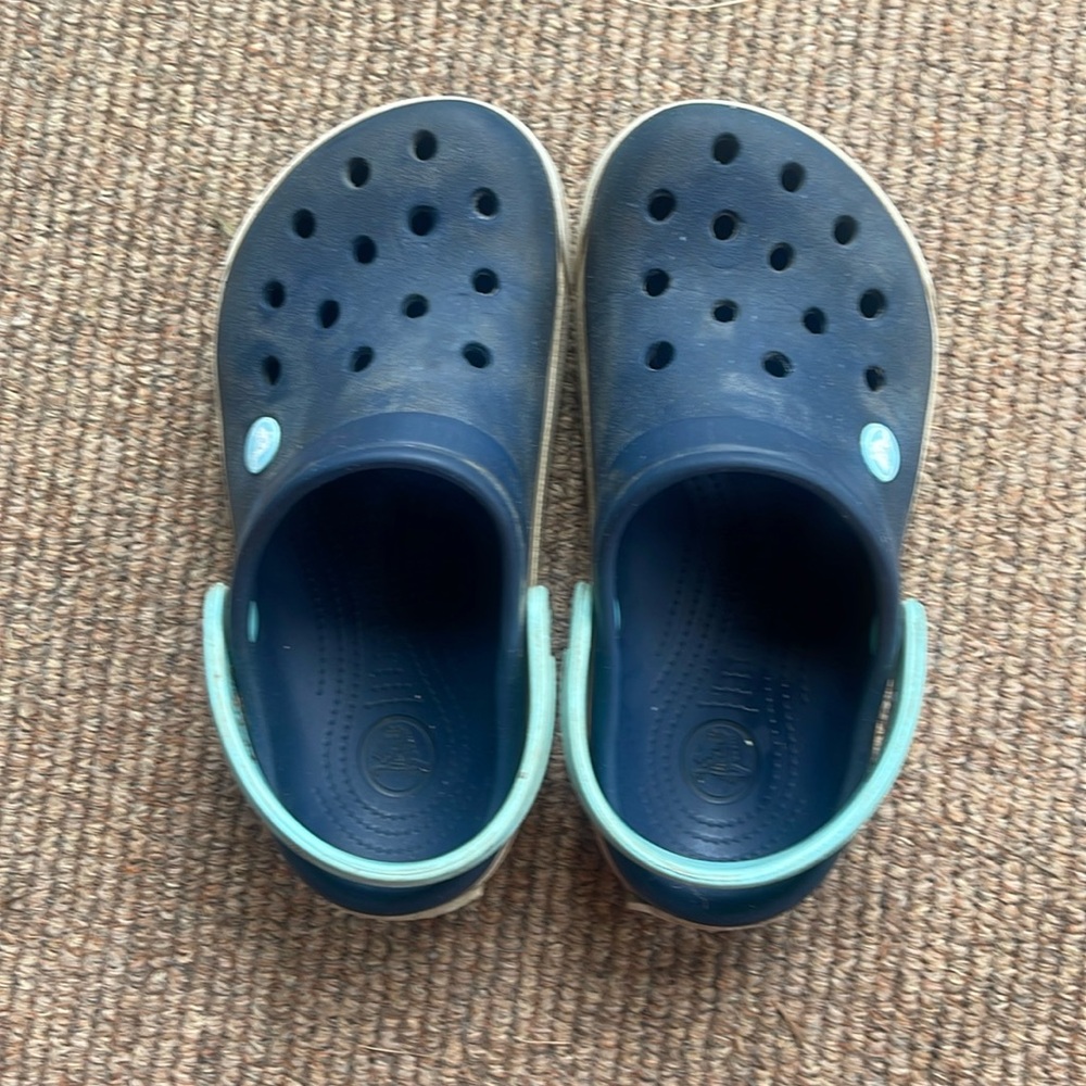 Kids crocs